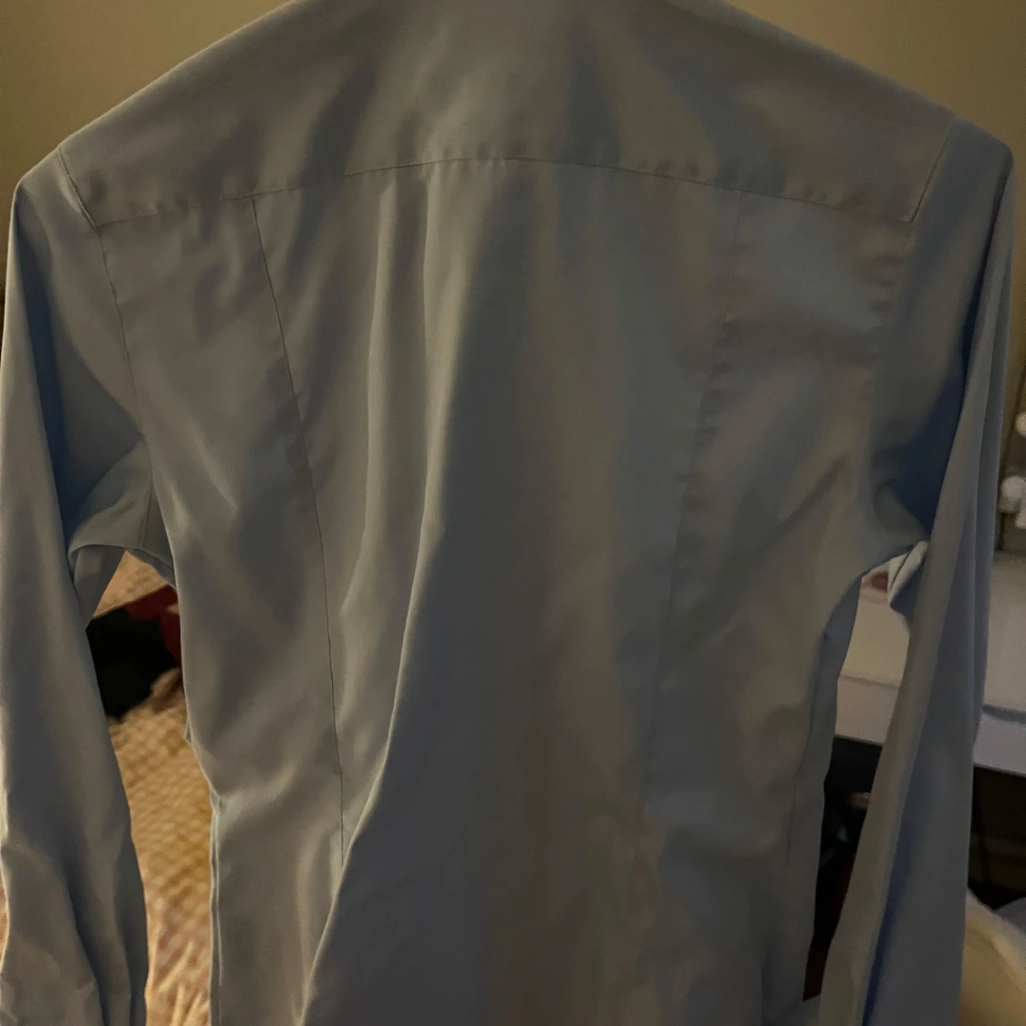 Ljusblå skjorta  - 2