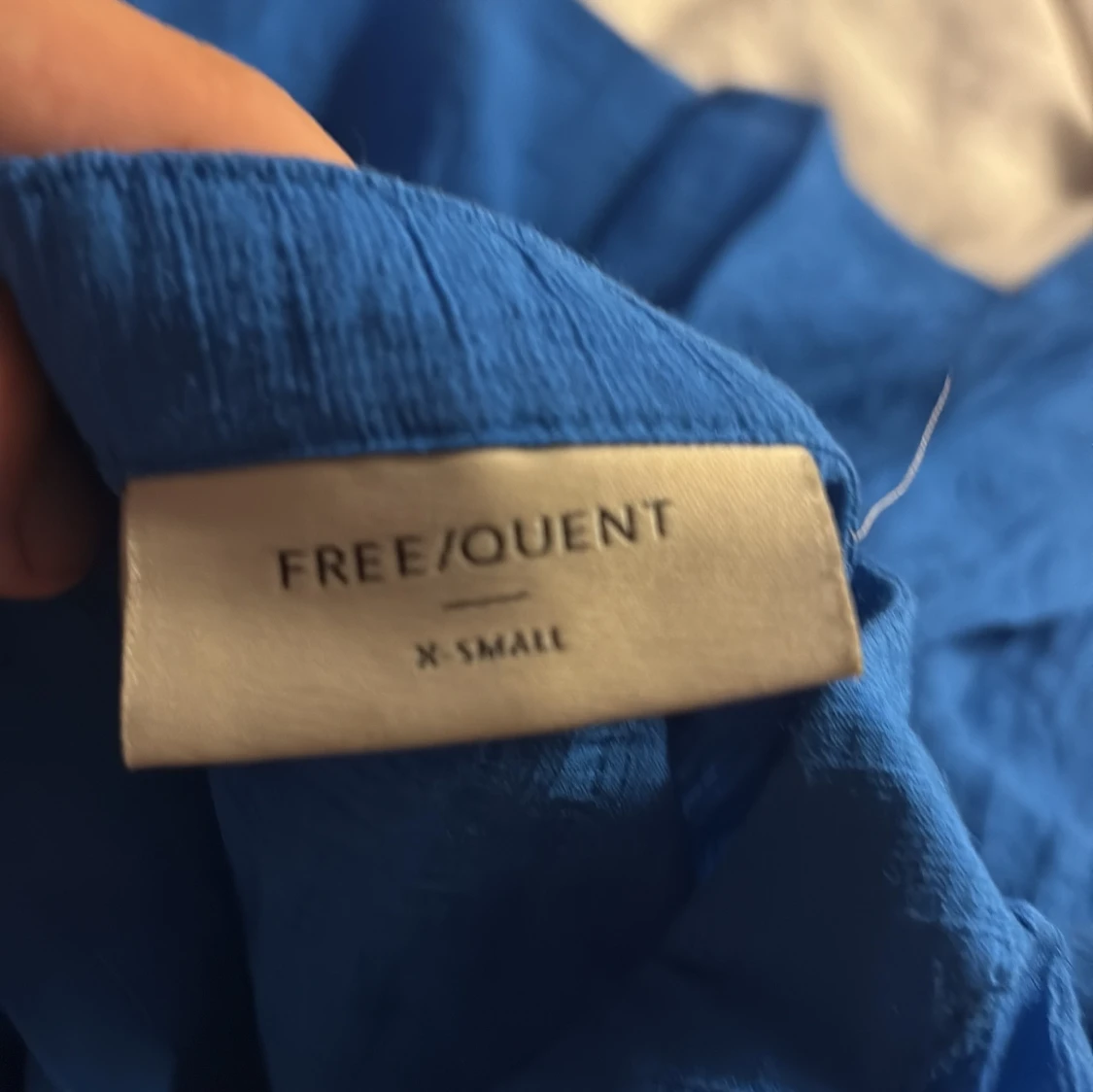 Blå långklänning från Freequent XS - 2