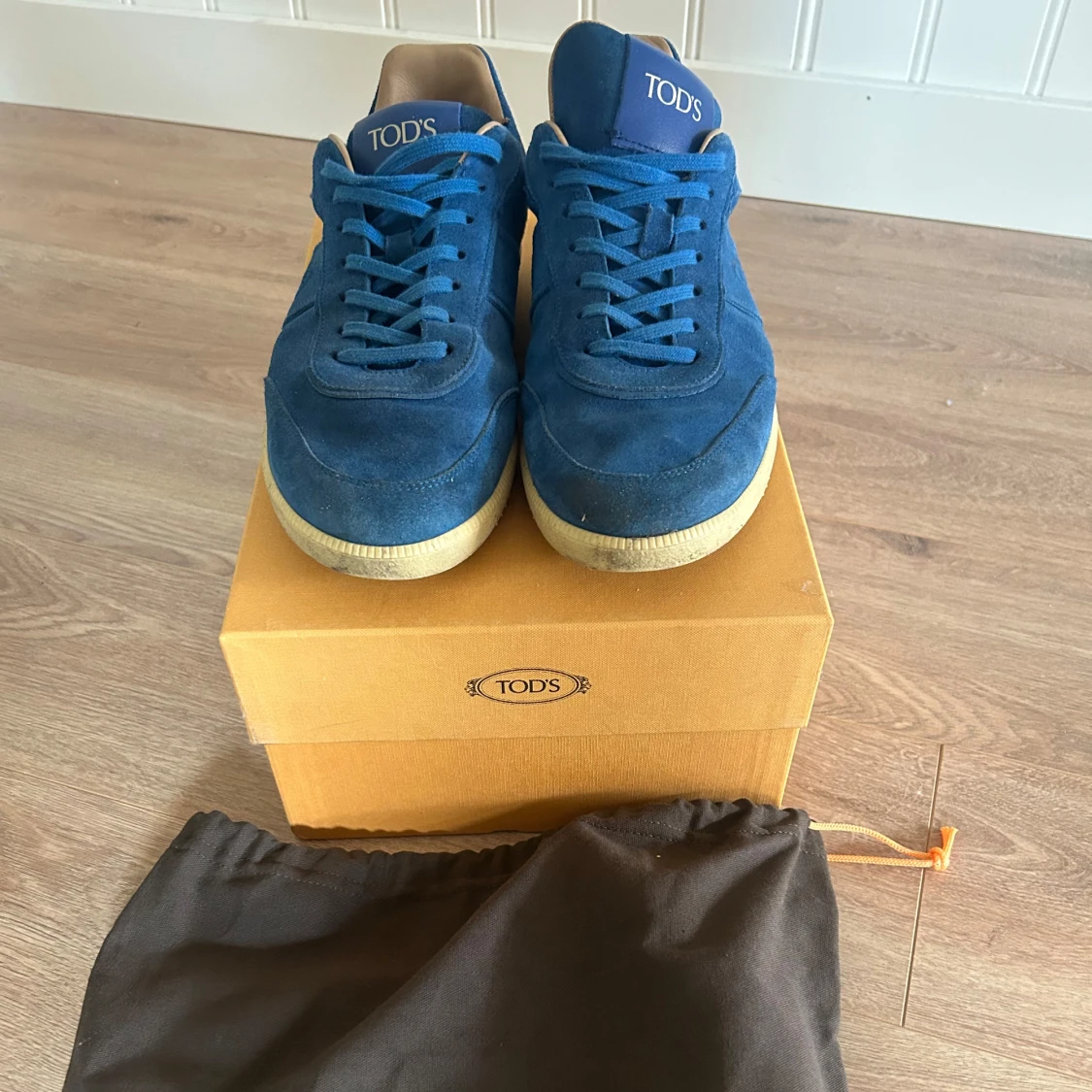 Blå mocka sneakers från Tod's