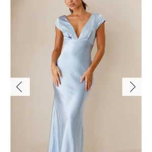 Blå balklänning  - Helt ny oanvänd balklänning köpt från Billy j💕