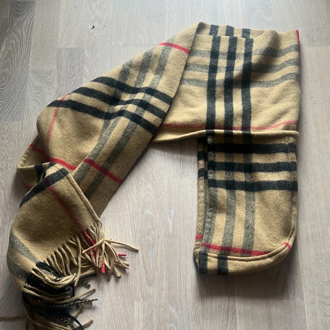 Burberry hooded scarf - 4