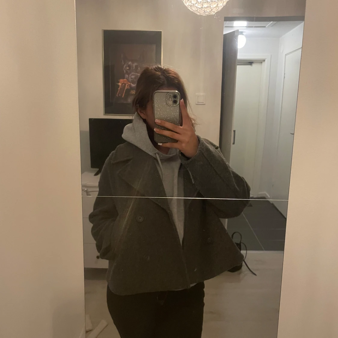 Grå ullkappa med bred krage - 1