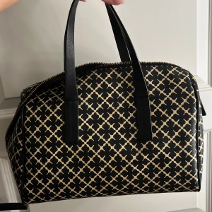 Malene Birger väska - Malene Birger väska i jätte bra skick använd 1 gång, köptes för 2500