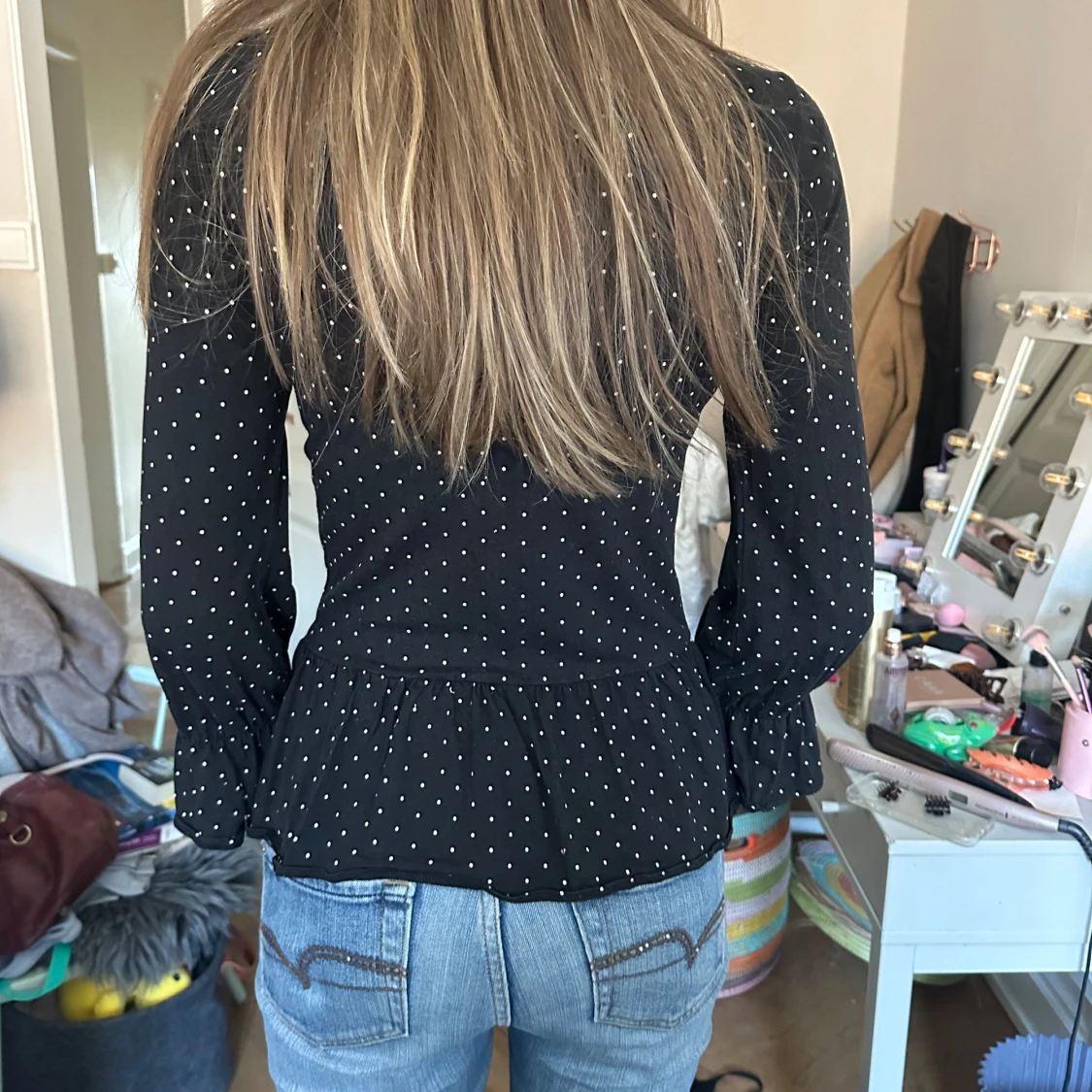 Snygg prickig topp - 1