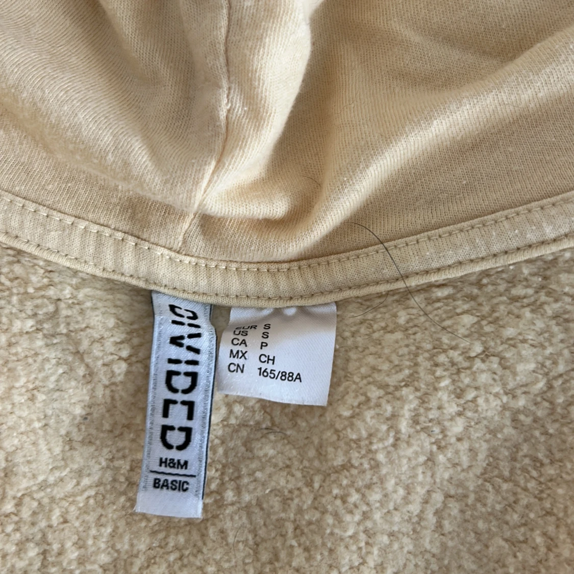 Gul croppad hoodiejacka från H&M Divided - 2