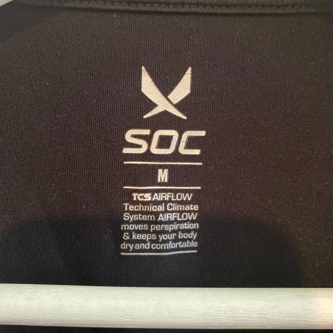 Svart tränings T-shirt - 1