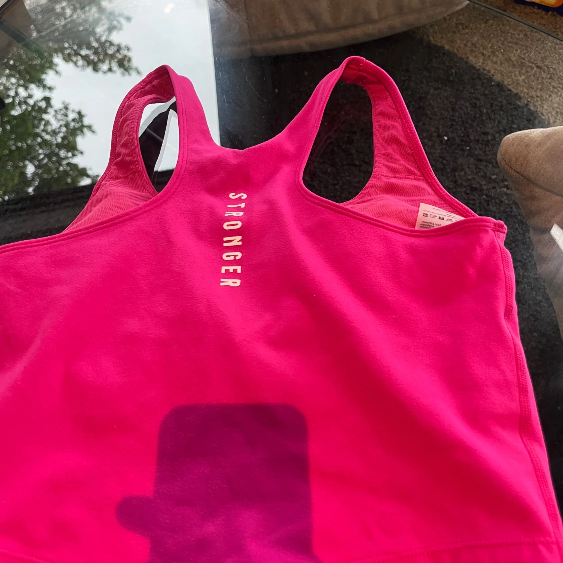 Rosa träningstopp från Stronger - 2