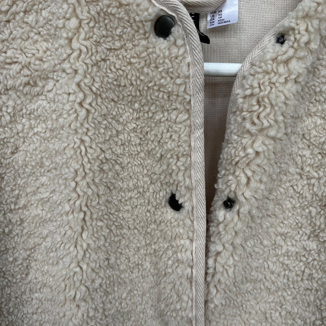 Beige teddyjacka från H&M - 3