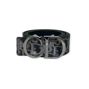 Lv bälte - Helt ny lv bälte. Oanvänd. Fraktar inom 24 timmar. Bästa kvaliten ute på marknaden. Pris kan diskuteras vid snabb köp. Storlek 110cm