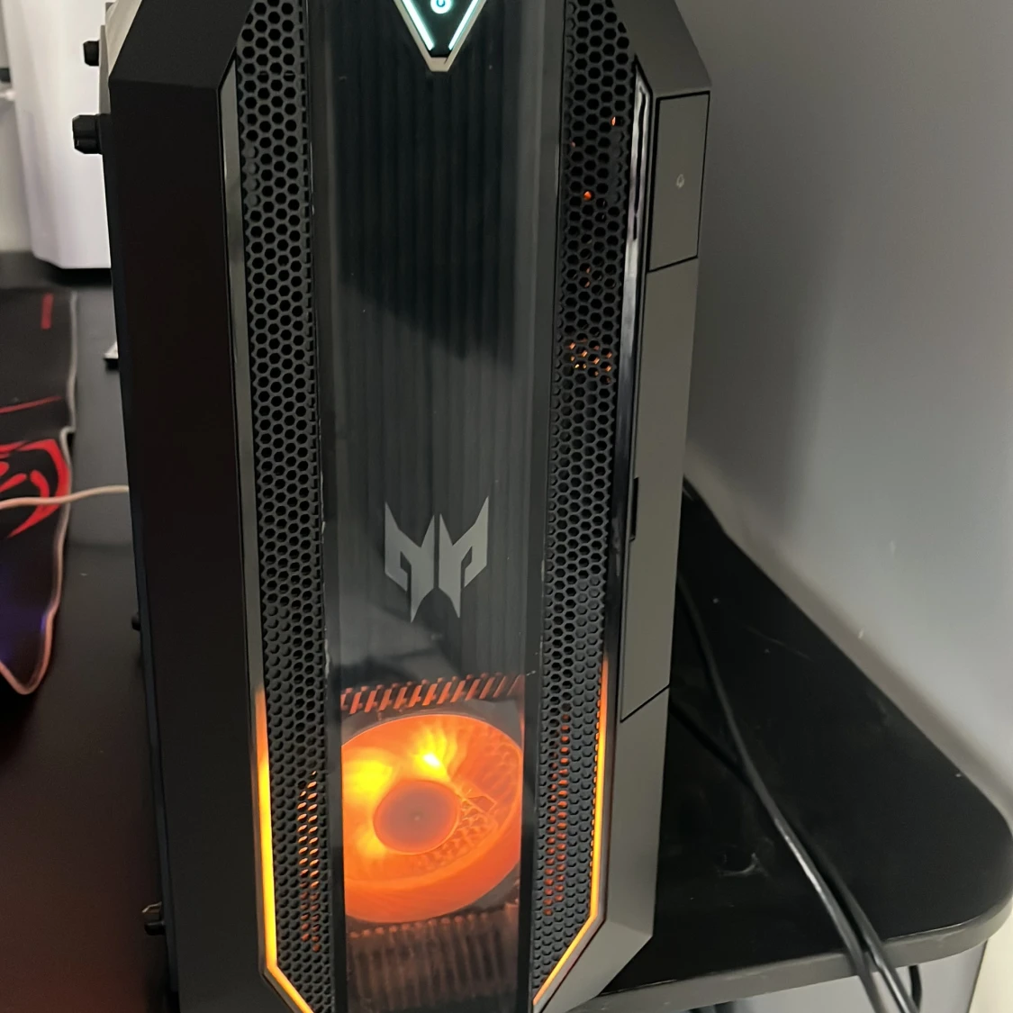 Predator Orion 3000 Gaming PC - 2