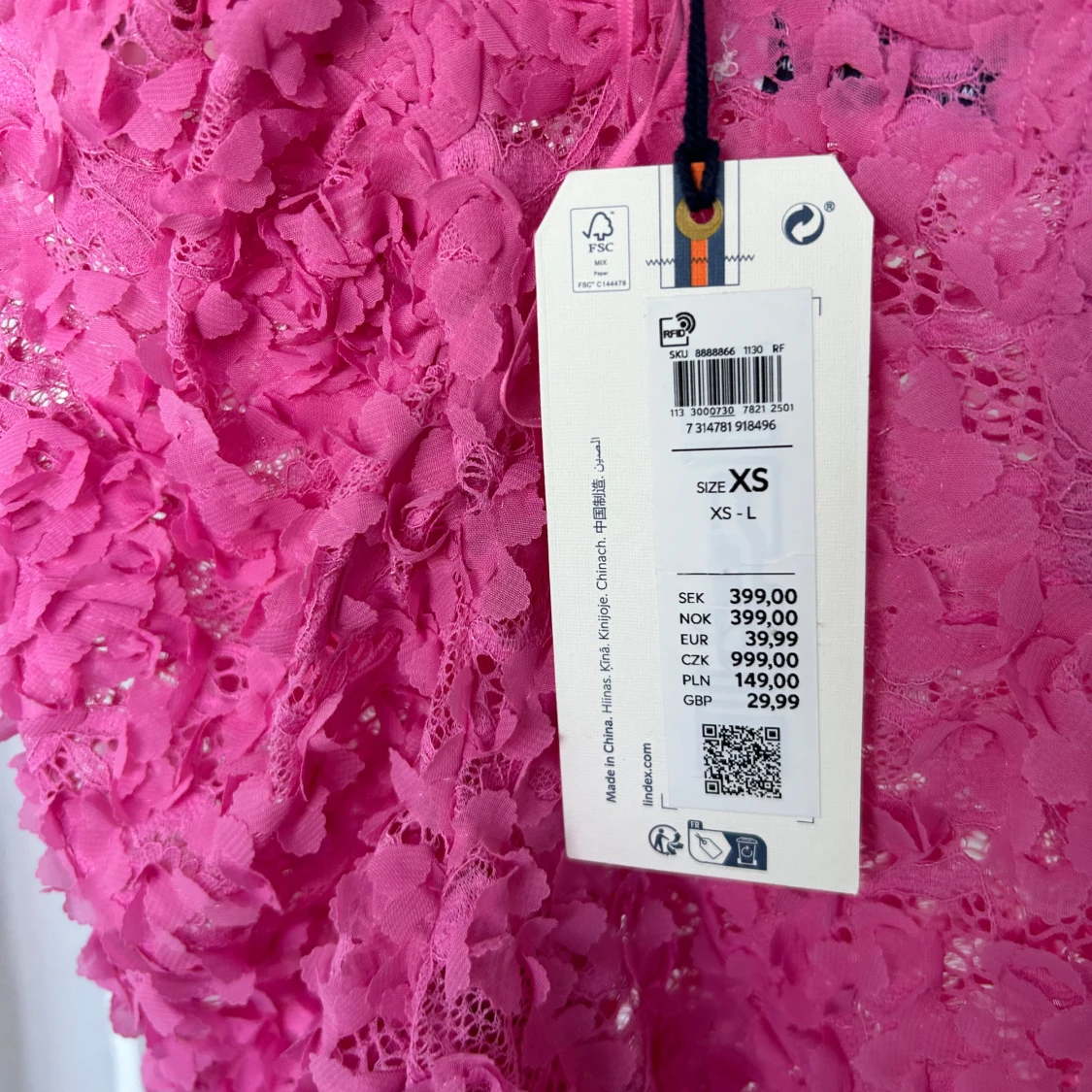 Rosa blommig blus med puffärm XS - 2