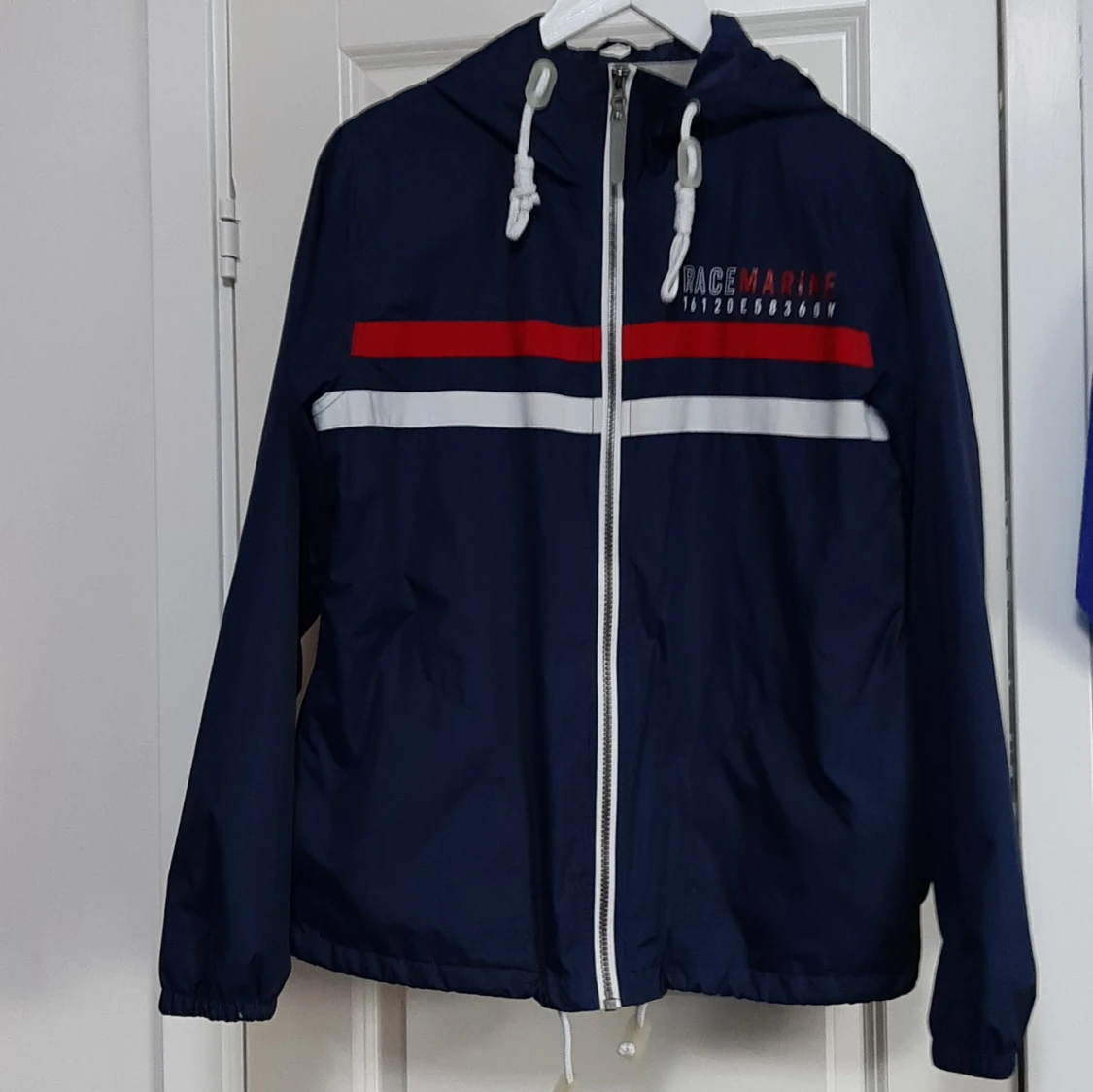 Blå vindjacka från Race Marine