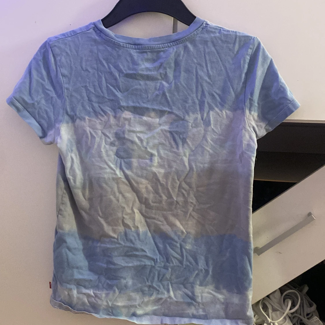 Blå Levi's t-shirt med logga - 1