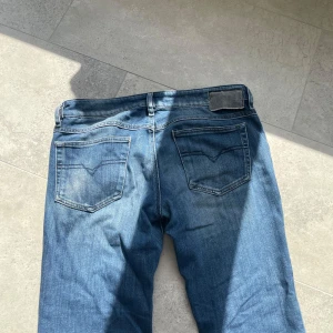 Low waist - Jättefin, hör av dig för fler bilder!