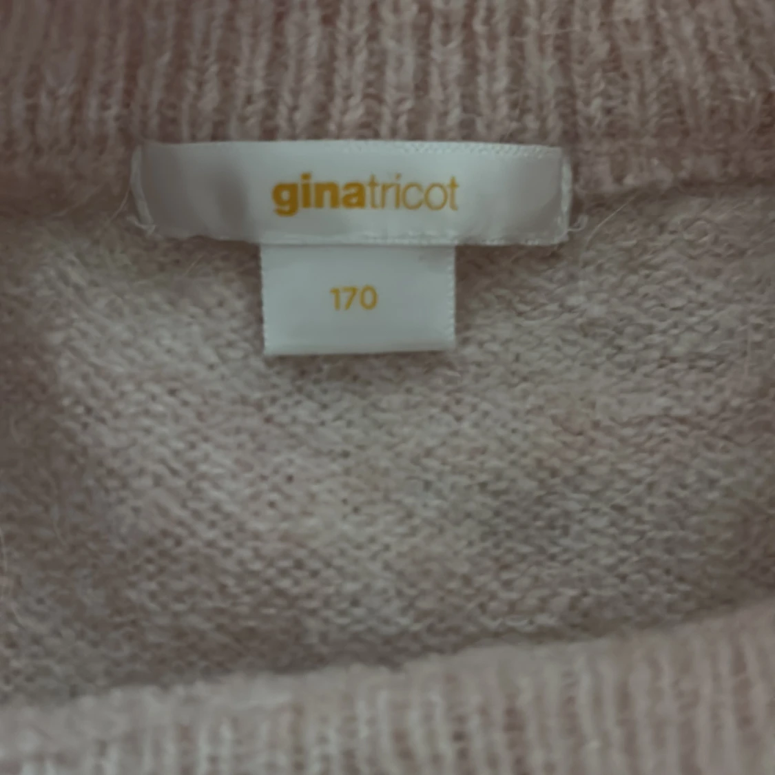 Ljusrosa stickad tröja från Gina Tricot - 1