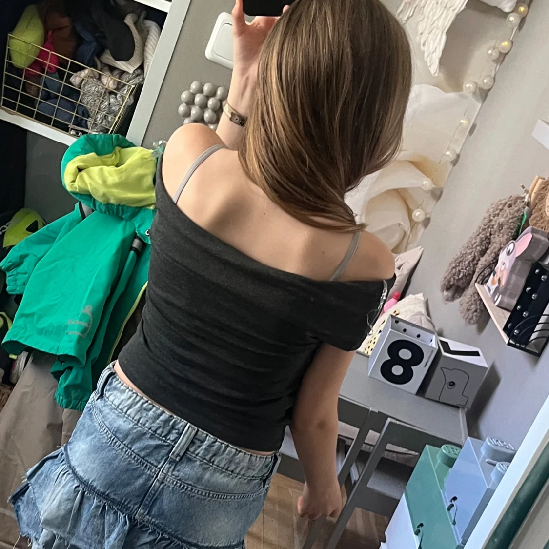 Mörkgrå/svart offshoulder topp  - 1