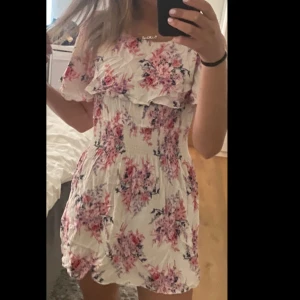 Klänning - Jättesöt klänning 💗💗