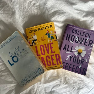 Twisted Love, The Love Wager, All Your Perfects - 3 böcker för 100kr. Alla på engelska