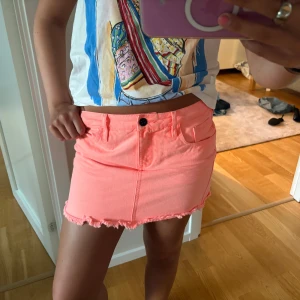 Korall jeanskjol - Så cool!! Nytt skick💞