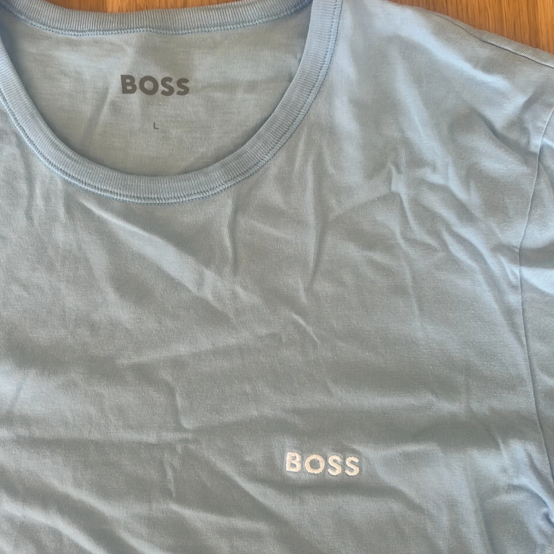 Ljusblå t-shirt från Hugo BOSS - 1