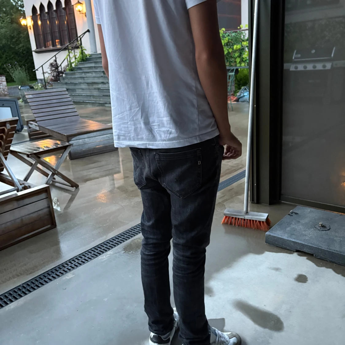 Svarta dondup jeans  - 1