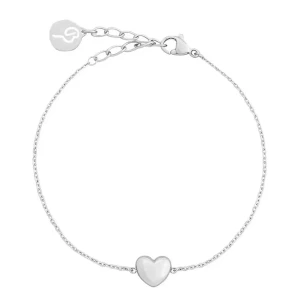 hjärtarmband från edblad  - säljer ett superfint armband från edblad som knappt är använt, blankt rostfritt stål, nickelsäker, vattentålig, nypris 300kr 