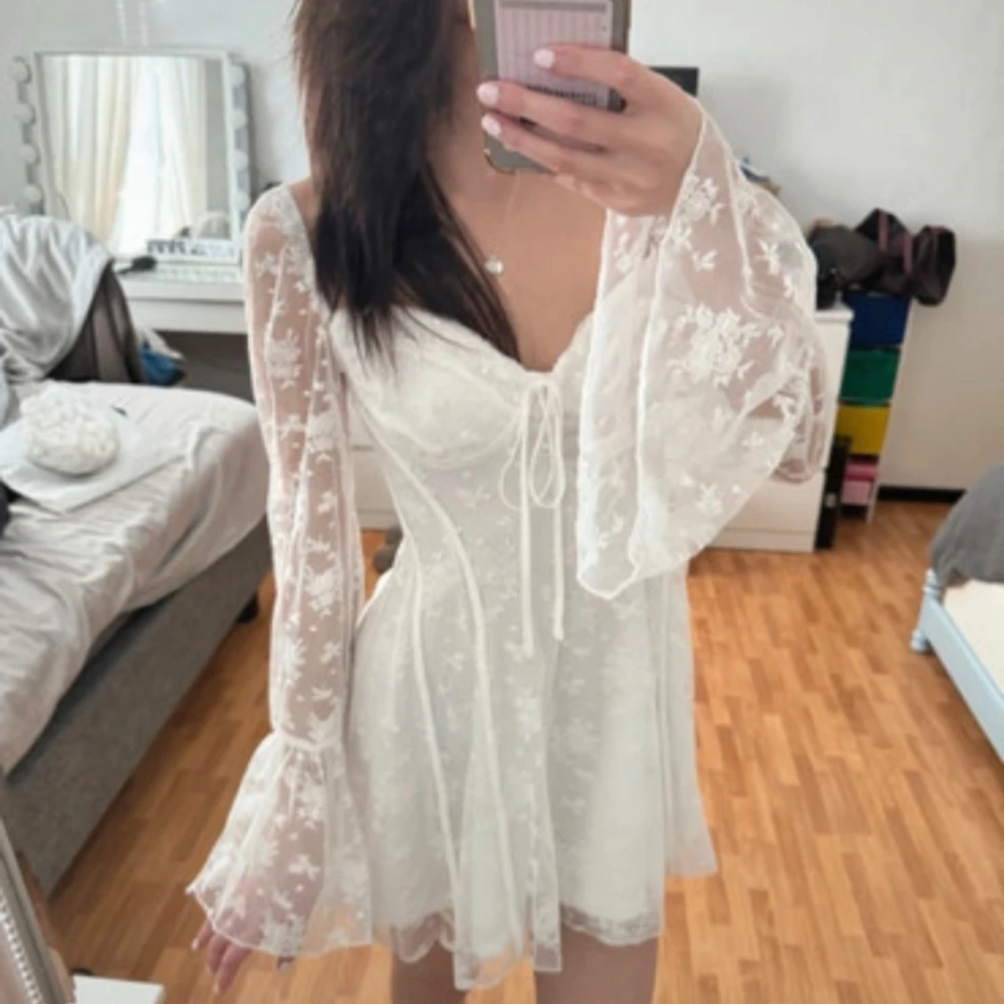 Student spets klänning