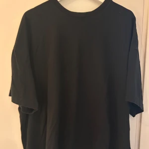 Oversized Tshirt - Oversized Tshirt