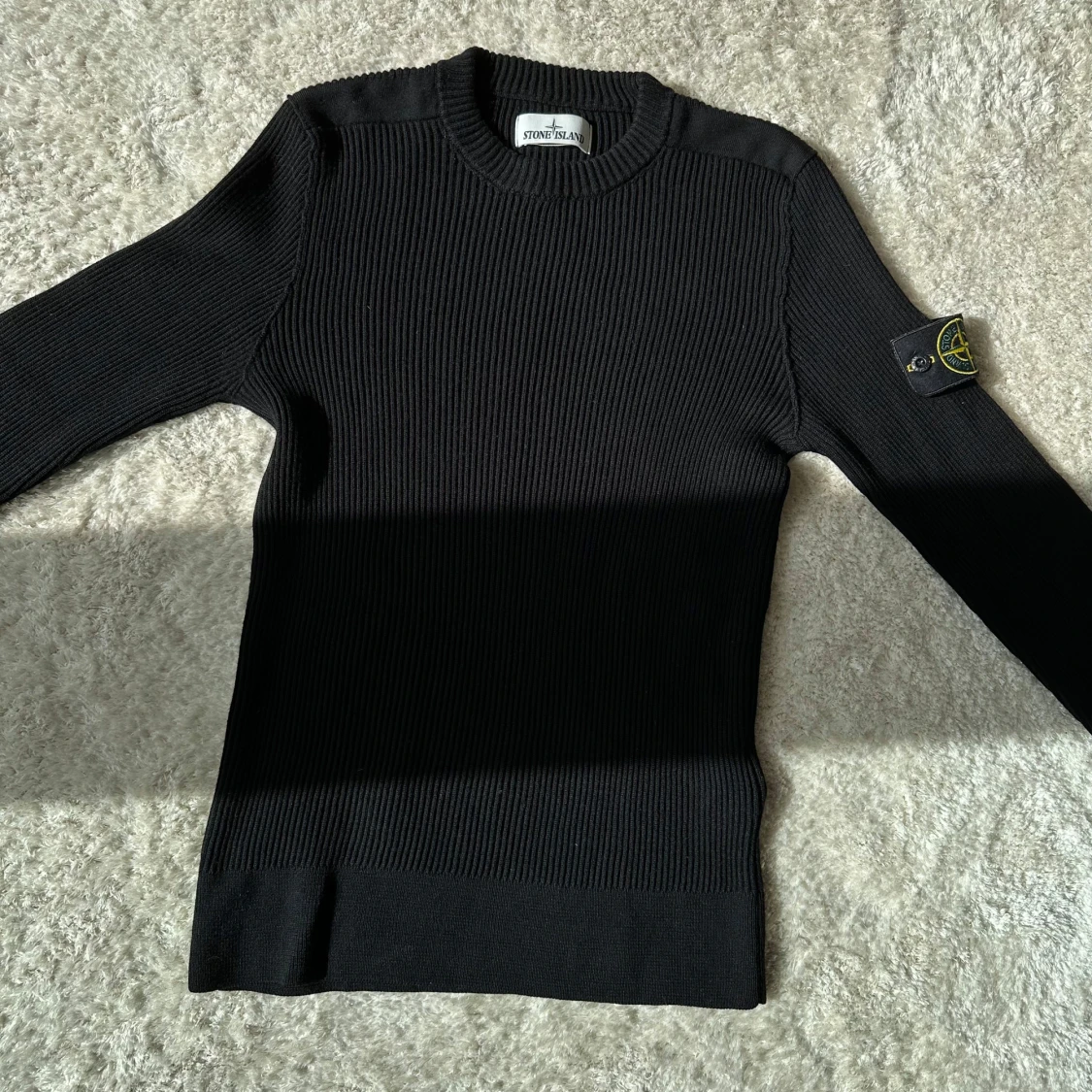 Svart stickad tröja Stone Island S