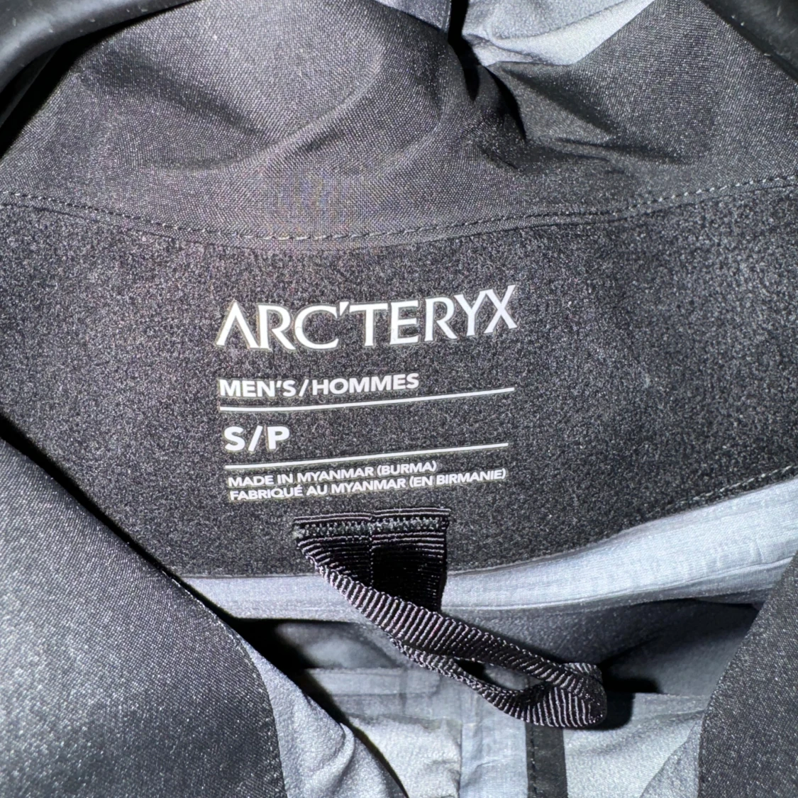 Svart vindjacka från Arc'teryx S - 2
