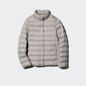 Uniqlo jacka - Säljer denna super fina uniqlo jacka som helt enkelt inte kommit till användning. Den har bara används få gånger. Den kostar 899kr nypris