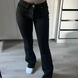 Bikbok jeans  - Passar mig som bär storlek S 🥰