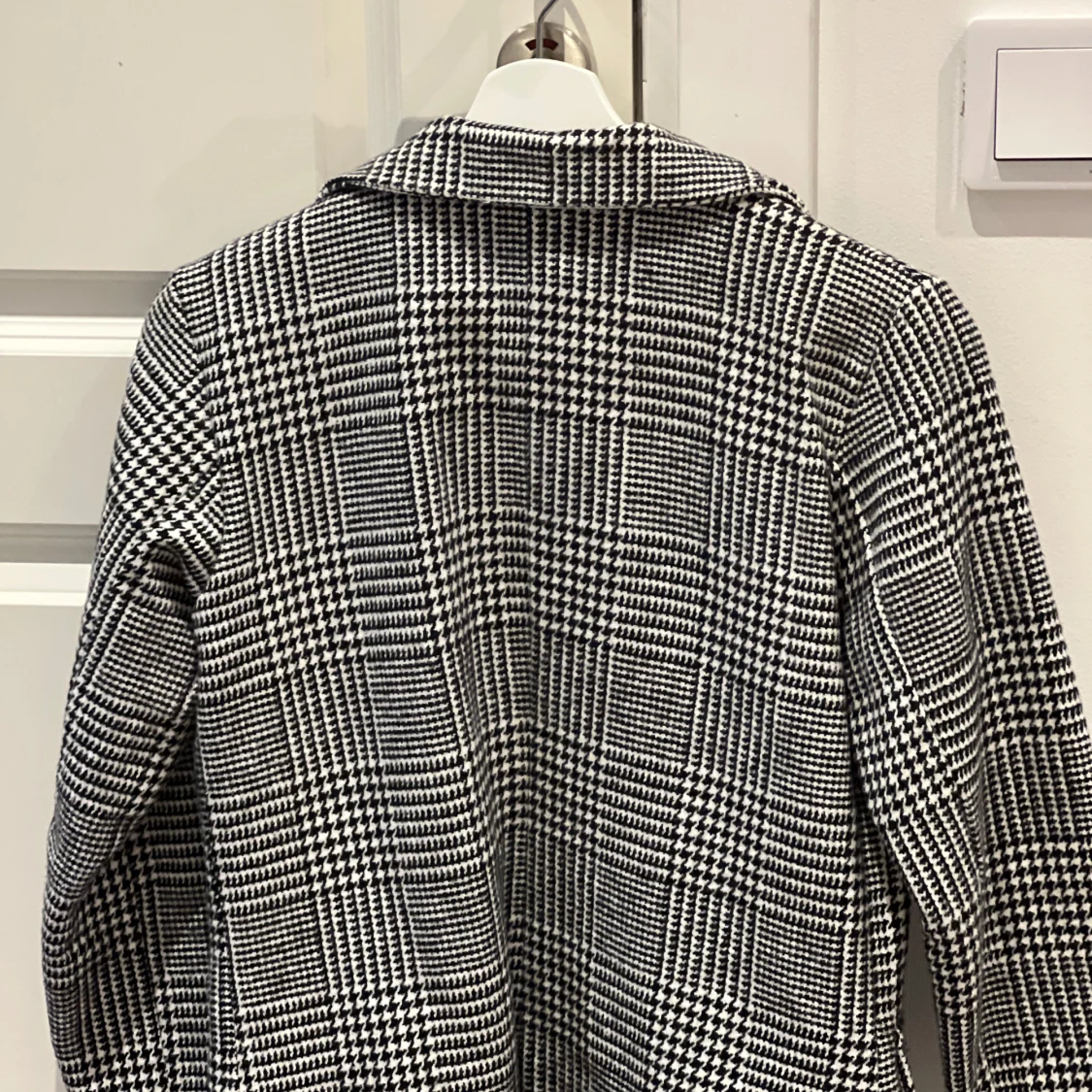 Rutig kappa från Boohoo - 1