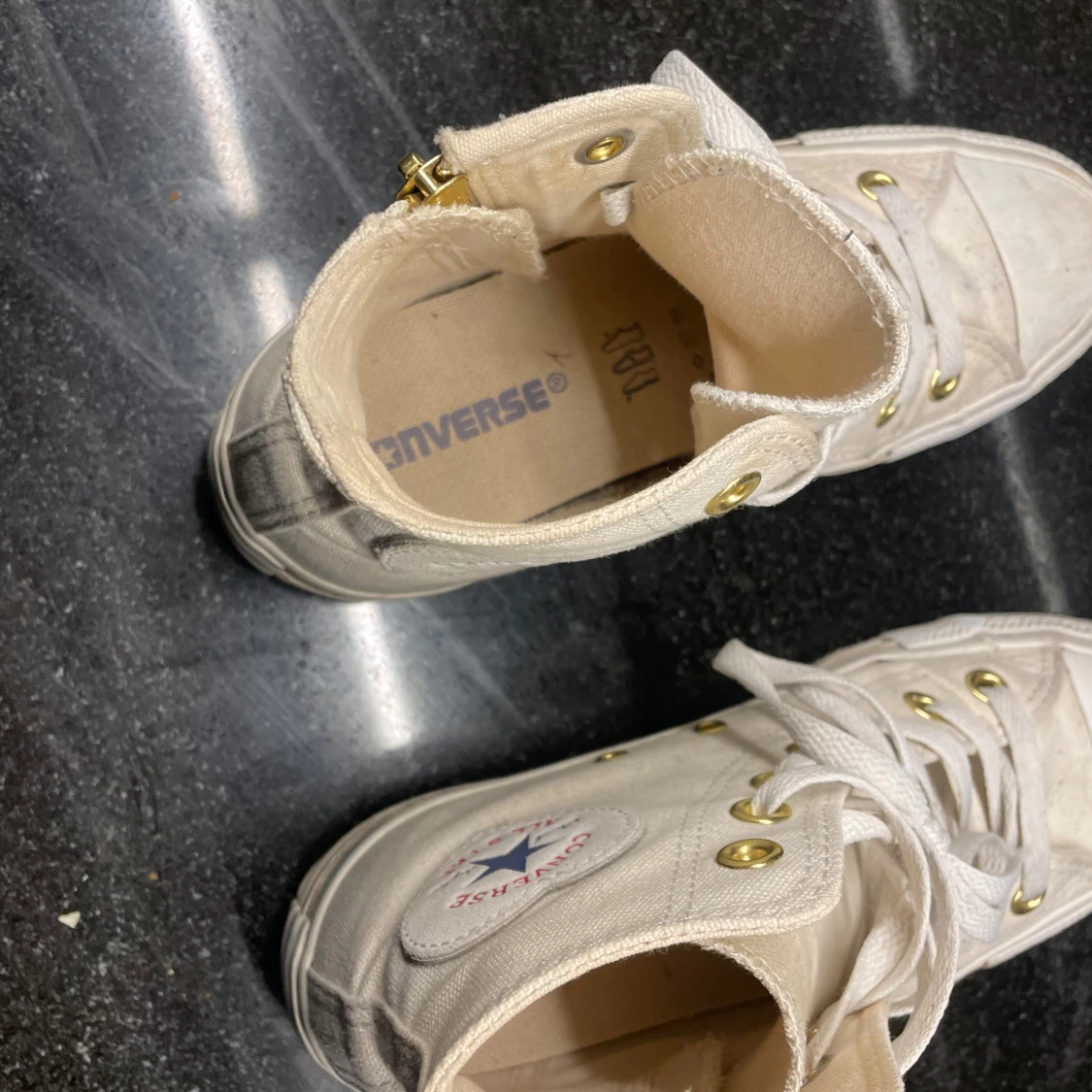 Vita sneakers från Converse - 2