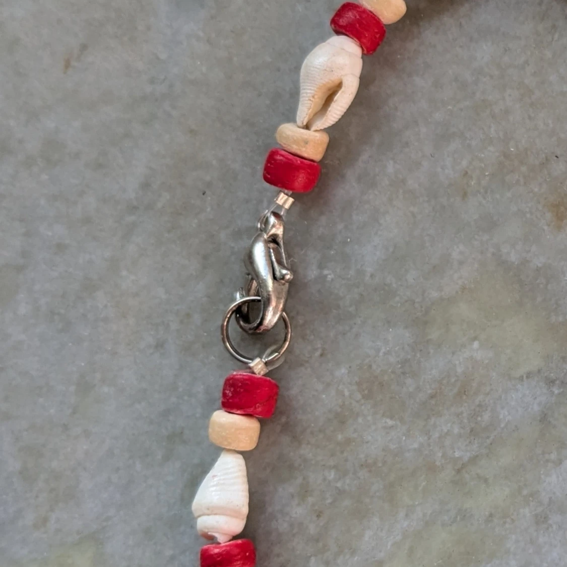 Färgglatt armband med snäckor - 2