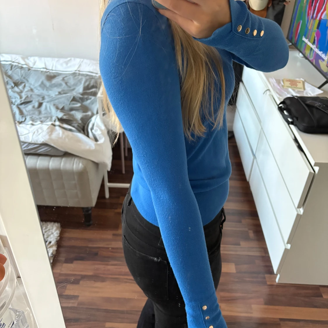 Blå tröja med knappar - 1