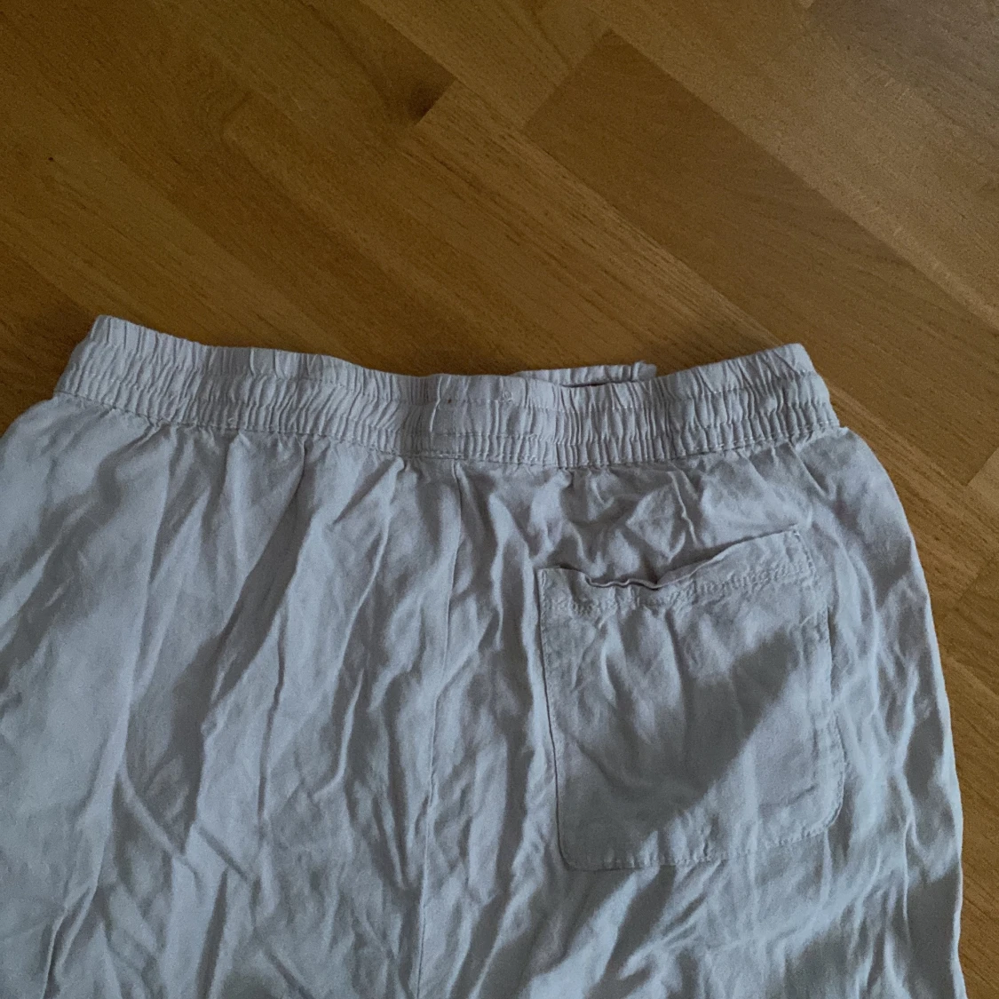 Beiga linnebyxor med snörning lager 157 - 2