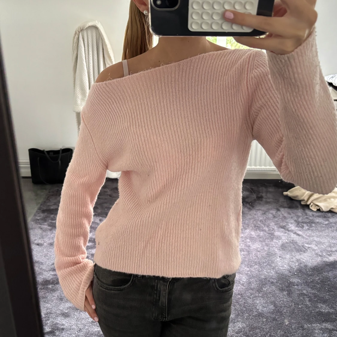 Ljusrosa stickad tröja - 1