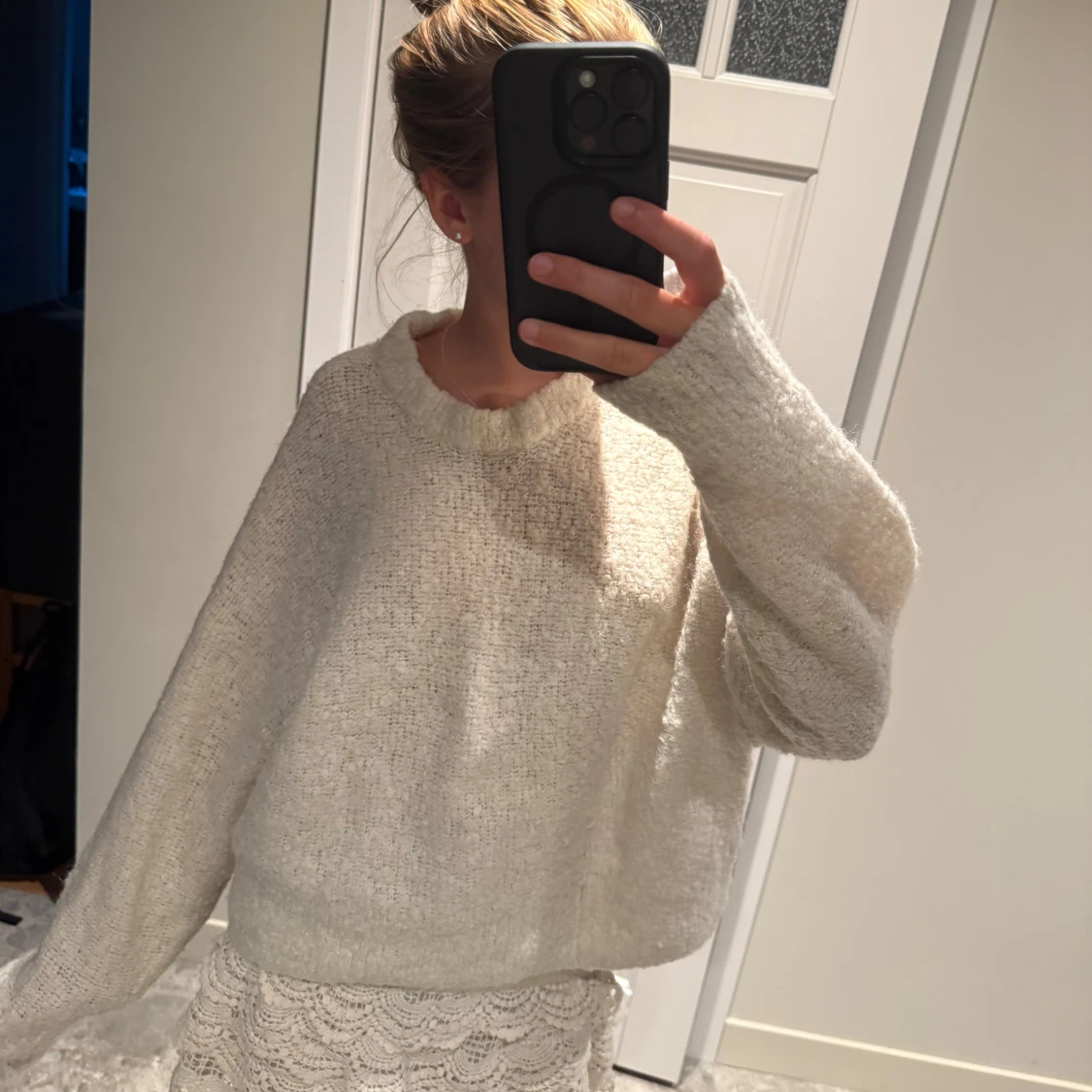 Vit stickad tröja med loose fit - 2