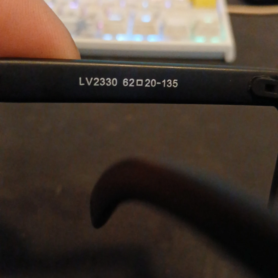 Svarta glasögon  - 2