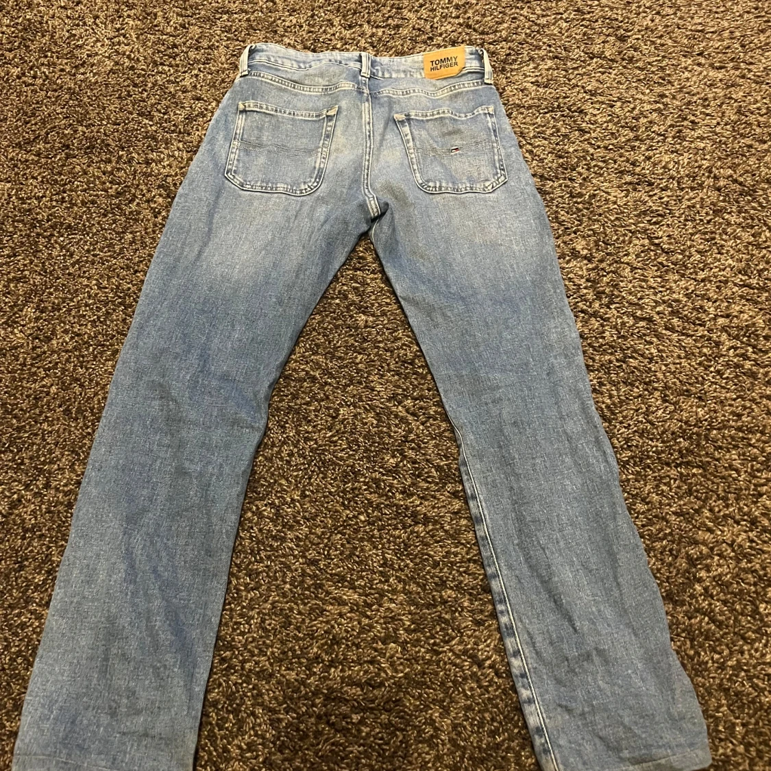 Ljusblå jeans från Tommy Hilfiger - 1