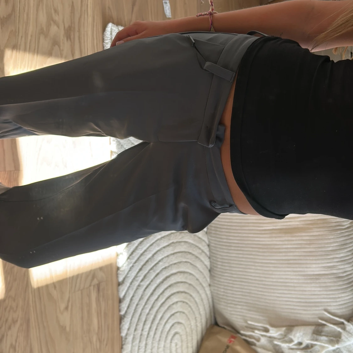 Grå kostymbyxor från designbysi