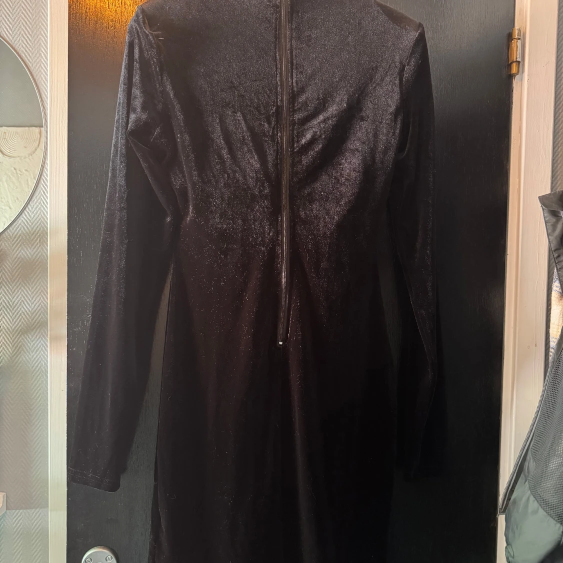 Svart sammetsklänning  - 2