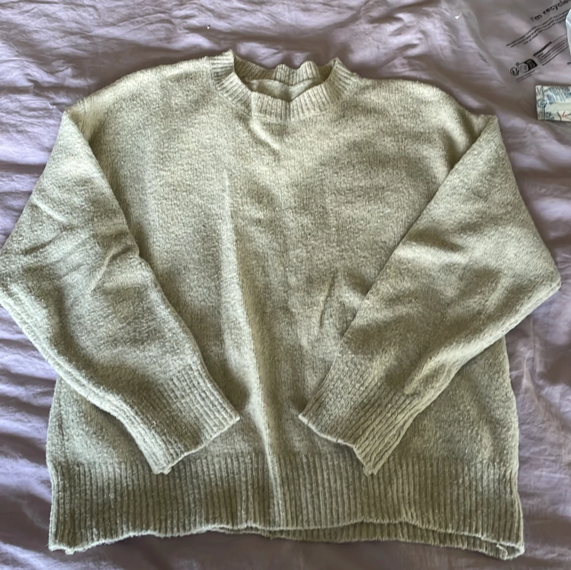 Beige stickad tröja från Dazy-Less