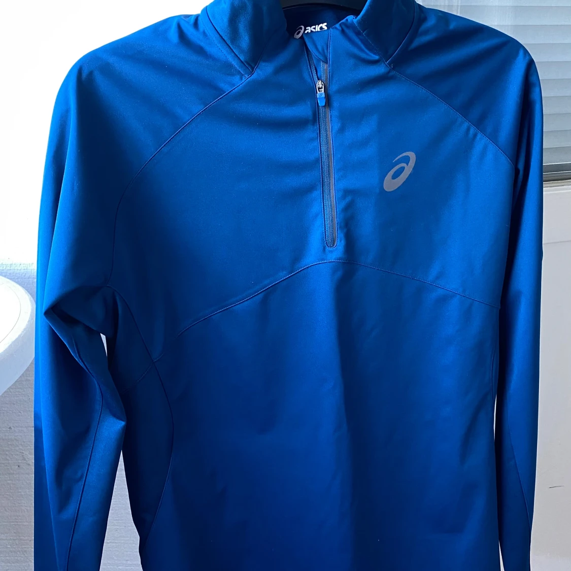 Blå träningshoodie från Asics M - 4