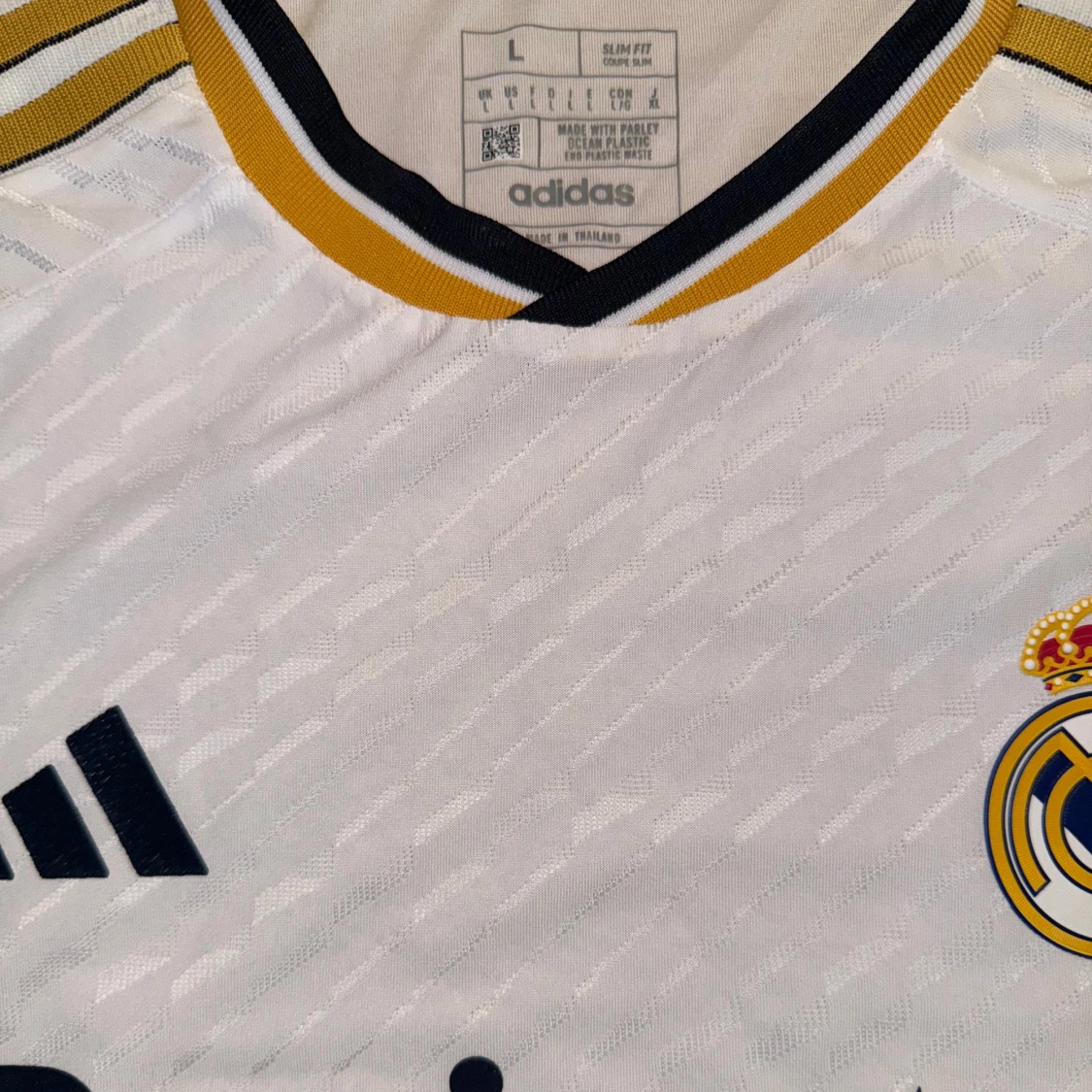 Real Madrid player version 23/24 hemmatröja L - 1