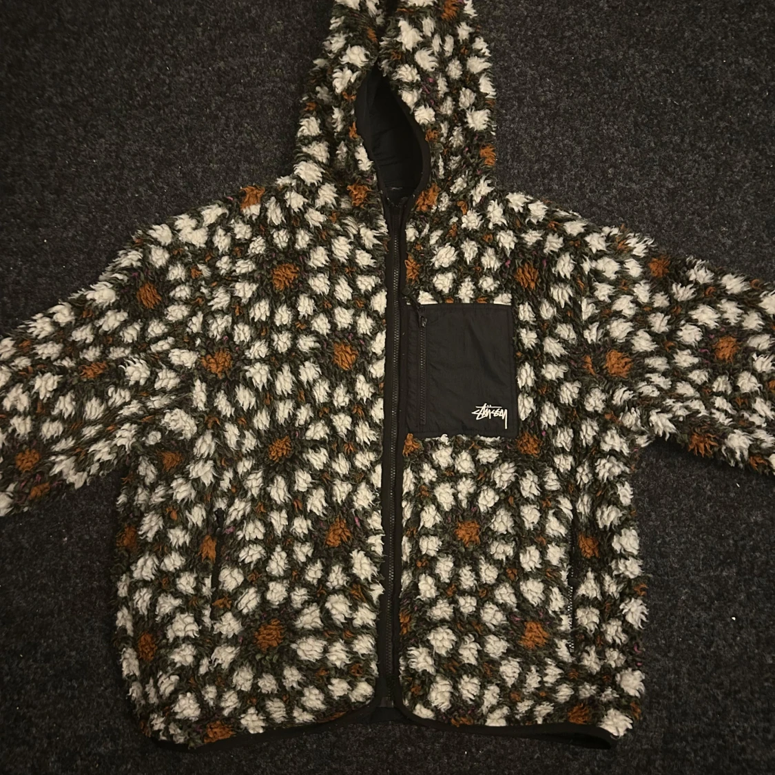 Reversibel teddyjacka från Stüssy - 2