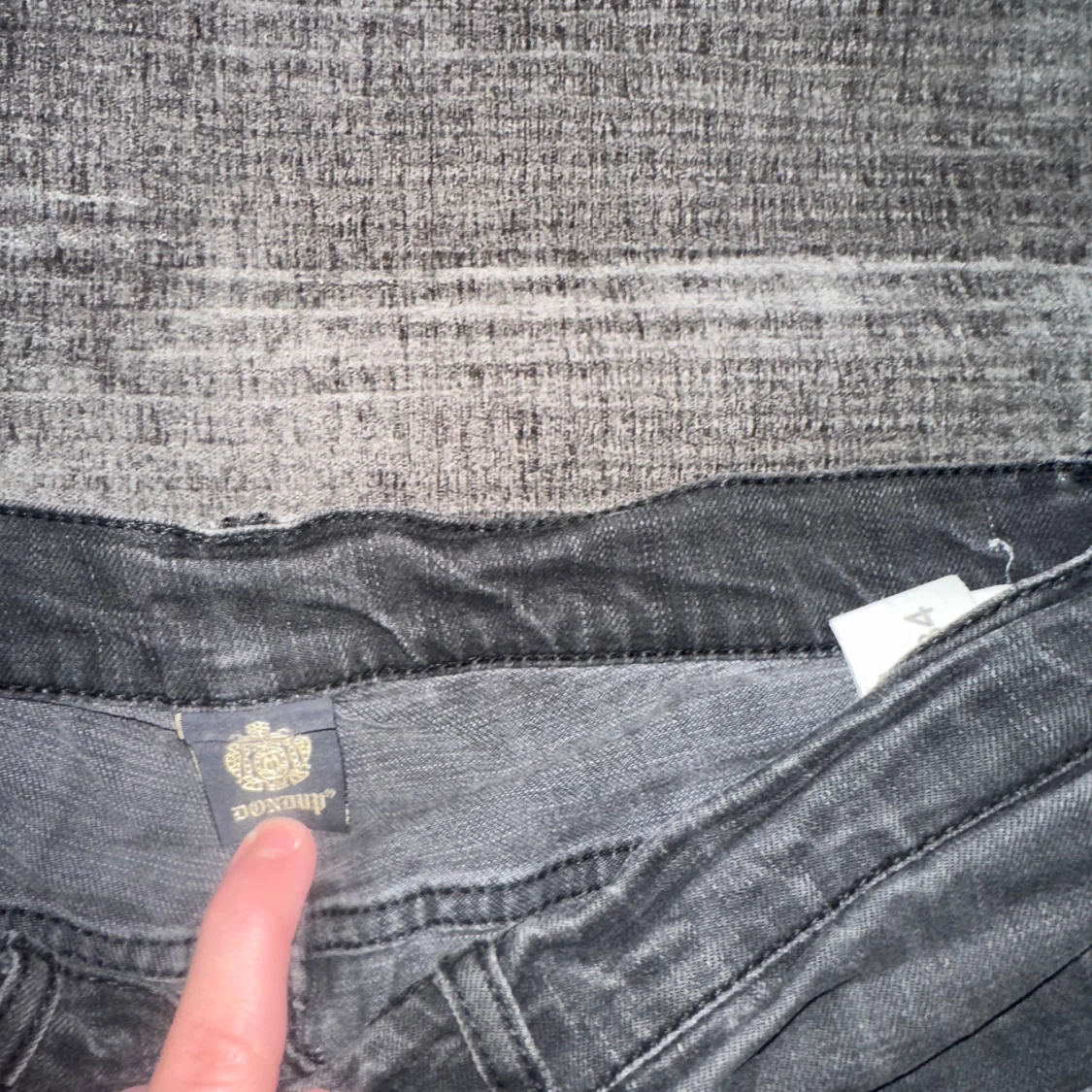 Svarta Dondup jeans  - 2