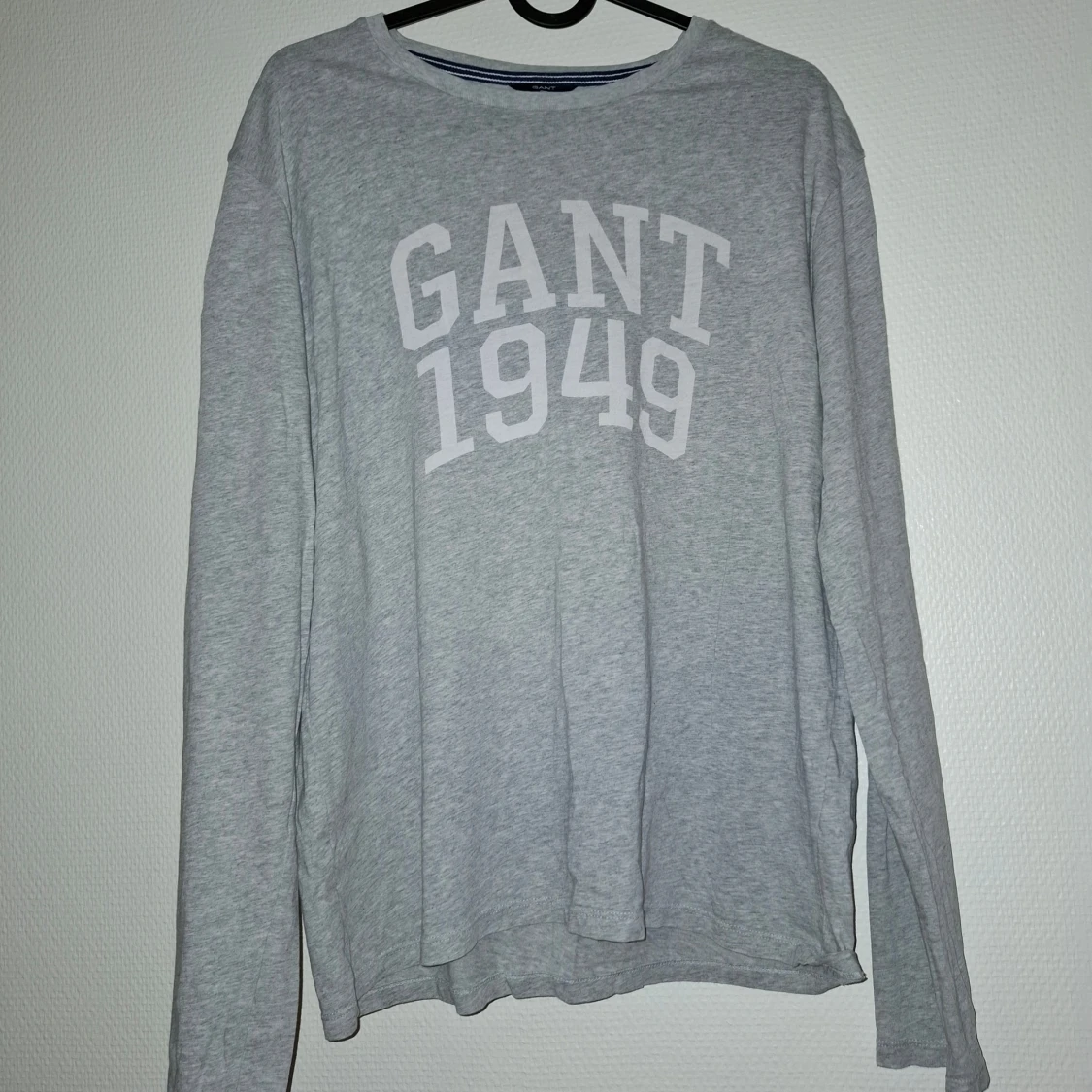 Grå långärmad tröja från GANT