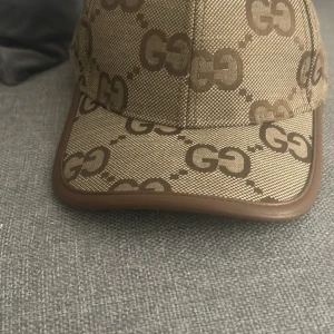 Brun keps - Säljer min fina Bruna keps 